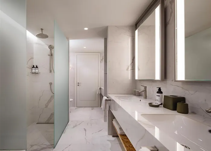 Hyatt Regency Hotell 5*