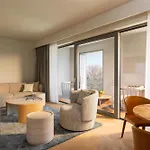 Hyatt Regency 5*