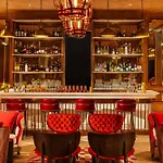 Hyatt Regency فندق زادار