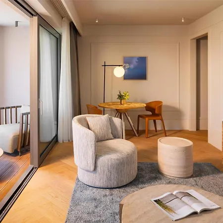 Hyatt Regency Ξενοδοχείο 5*