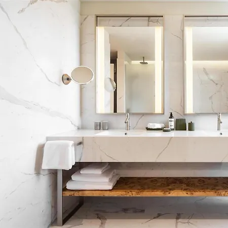 Hyatt Regency ホテル 5*