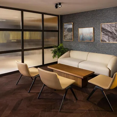 Hyatt Regency Hotel 5*