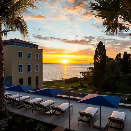 Hyatt Regency Szálloda 5*