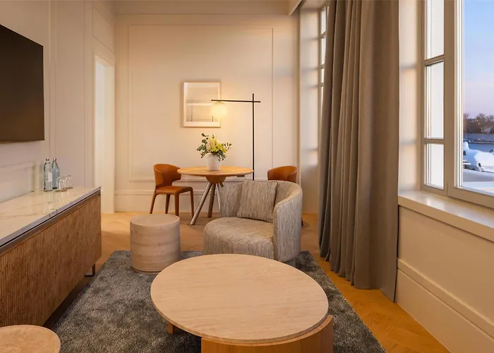 Hyatt Regency Отель