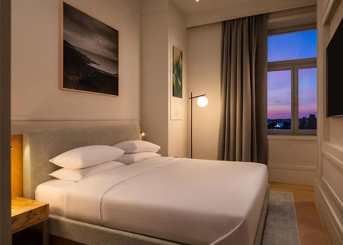 Hyatt Regency Отель