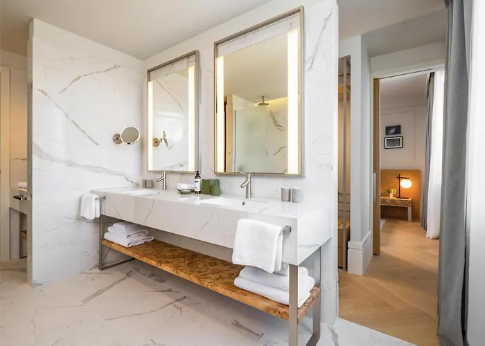 Hyatt Regency Отель